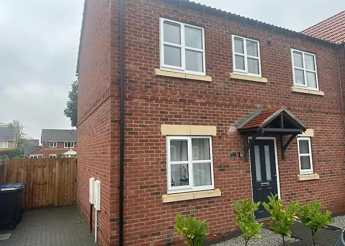 Immaculate House In Doncaster