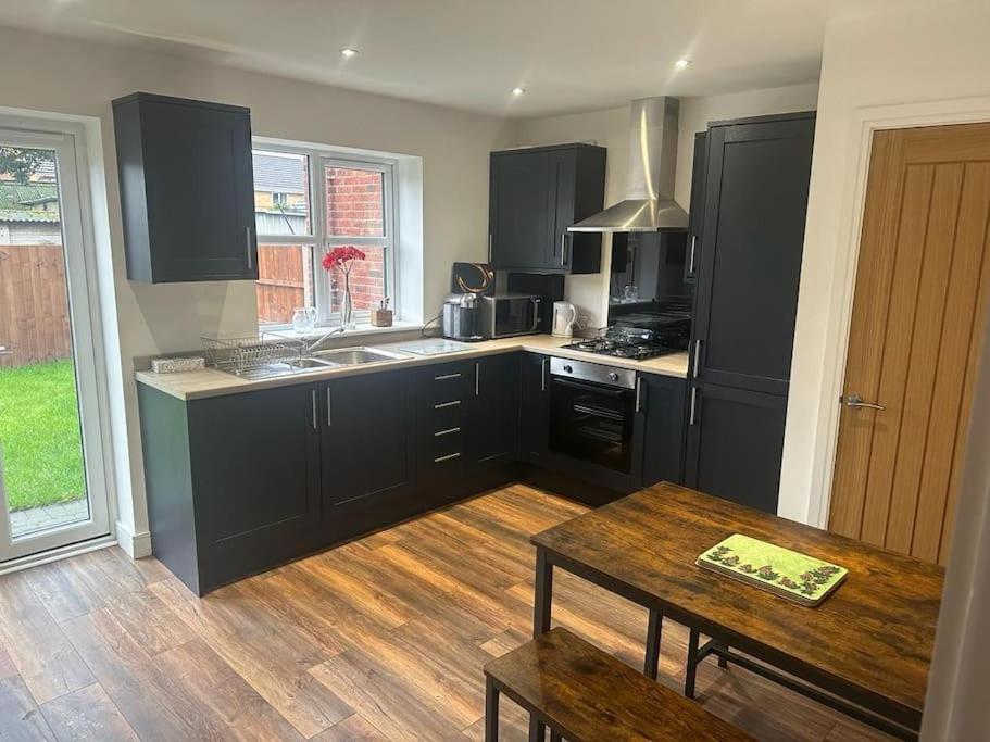 Immaculate House In Doncaster *