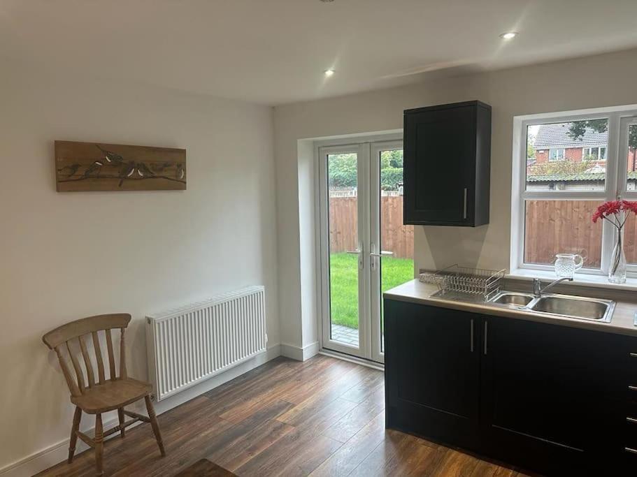 Immaculate House In Doncaster